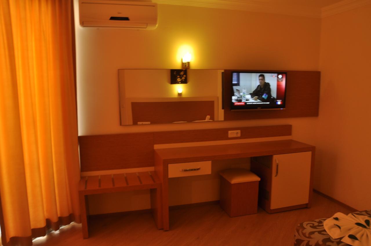 Grand Ati̇Lla Hotel Alanya Bagian luar foto