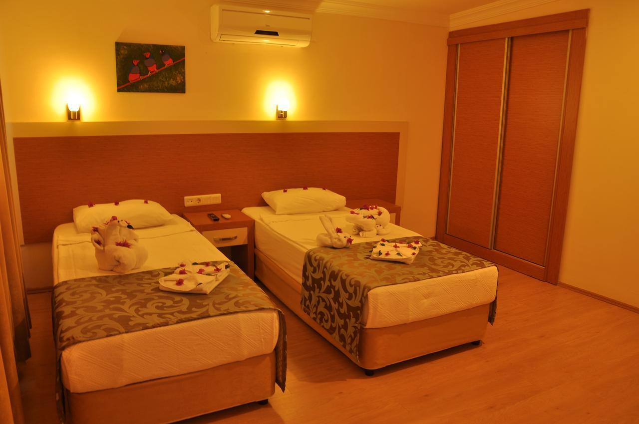 Grand Ati̇Lla Hotel Alanya Bagian luar foto
